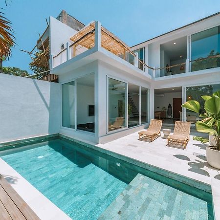 Villa Seseh Breeze - Cozy & Romantic 1Br Villa Next To Seseh Beach チャングー エクステリア 写真