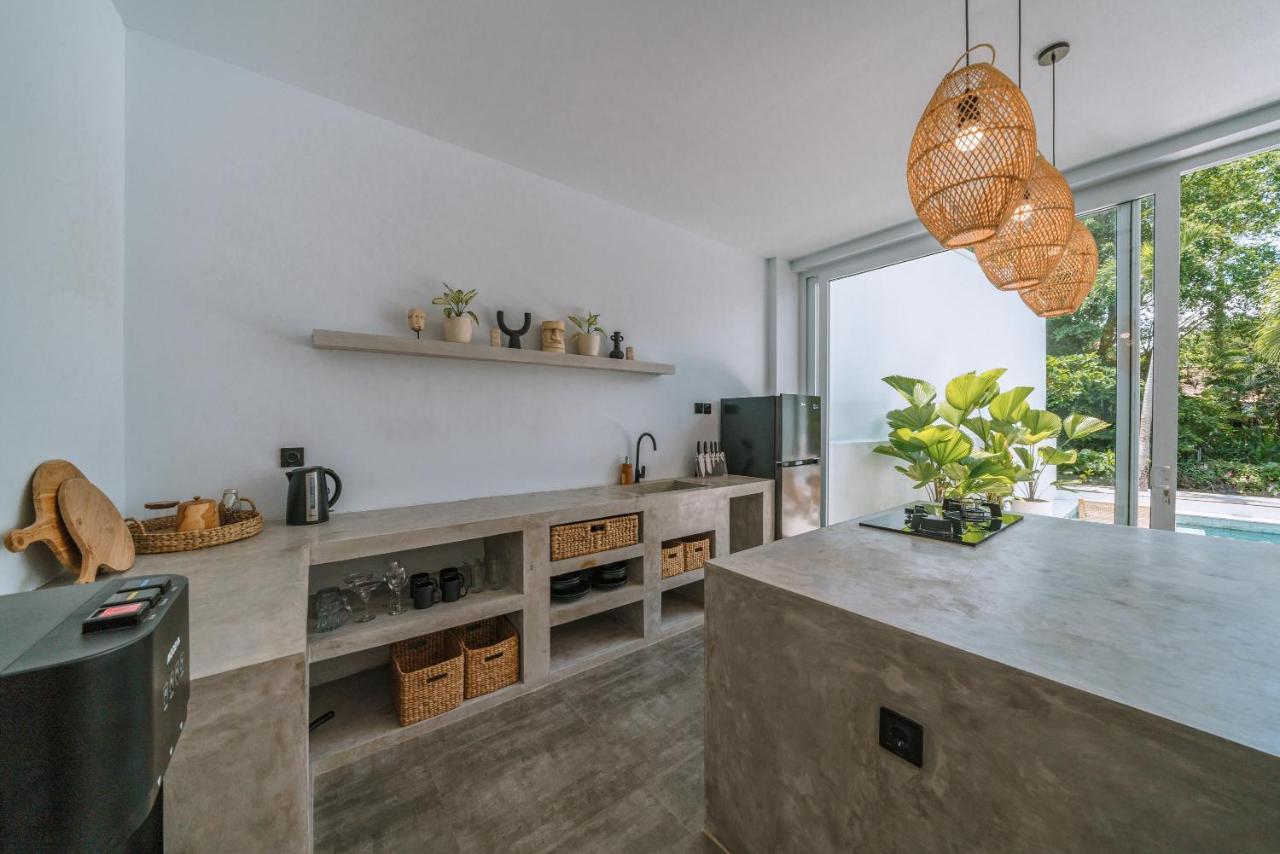 Villa Seseh Breeze - Cozy & Romantic 1Br Villa Next To Seseh Beach チャングー エクステリア 写真
